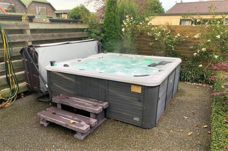 Photo of property in 14a Bristol Street, Trentham, Upper Hutt, 5018