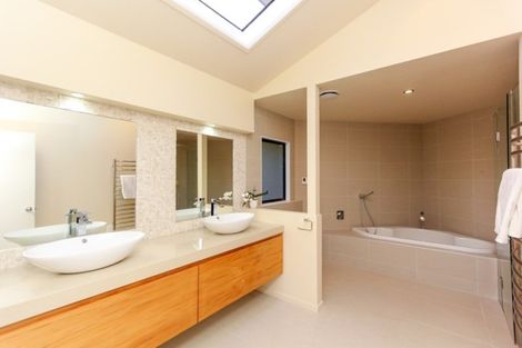 Photo of property in 371b Mangorei Road, Merrilands, New Plymouth, 4312