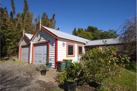 Photo of property in 6 Inland Road North, Tikorangi, Waitara, 4383
