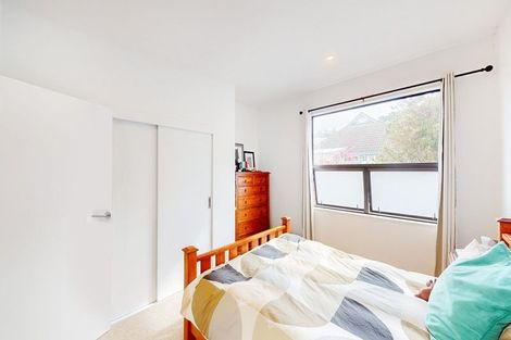 Photo of property in 34 Palm Grove, Berhampore, Wellington, 6023