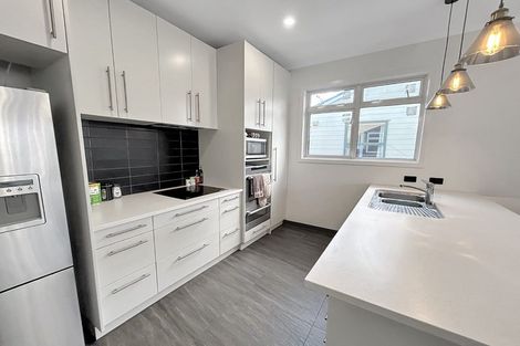 Photo of property in 21 Argyle Street, Whanganui, 4500