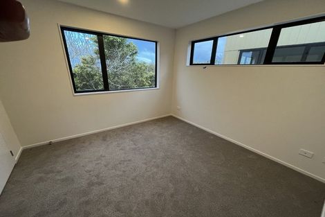 Photo of property in 10/241 Don Buck Road, Massey, Auckland, 0614