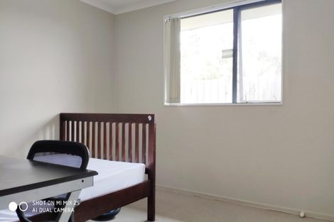 Photo of property in 16 Misty Valley Drive, Henderson, Auckland, 0612