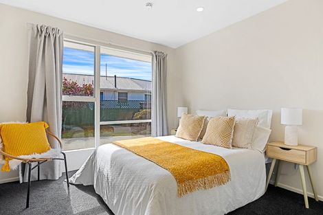 Photo of property in 2/18 Inwoods Road, Parklands, Christchurch, 8083