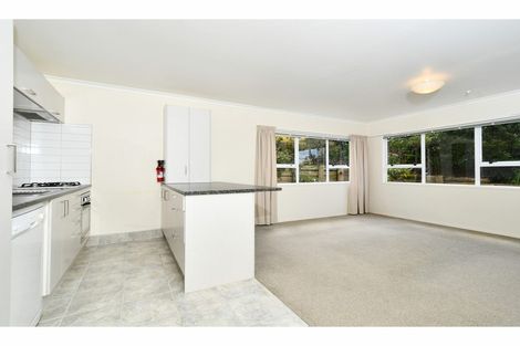 Photo of property in 2 Parkside Road, West Harbour, Auckland, 0618