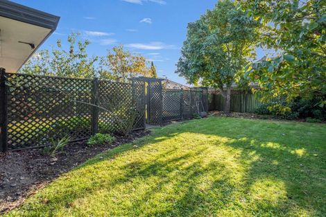 Photo of property in 15 Hemingford Place, Halswell, Christchurch, 8025