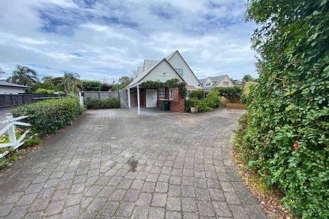 Photo of property in 12 Motuora Road, Manly, Whangaparaoa, 0930