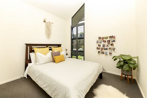 Photo of property in 10 Pike Place, Ferndale, New Plymouth, 4310