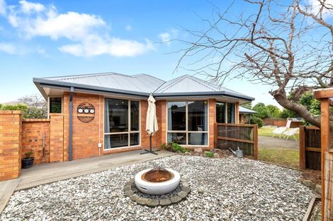 Photo of property in 57 Kotuku Crescent, Woolston, Christchurch, 8023