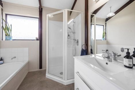 Photo of property in 30 Bryce Road, Kapenga, Rotorua, 3077