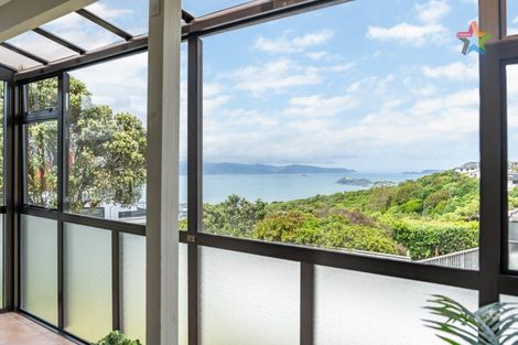 Photo of property in 284 Maungaraki Road, Maungaraki, Lower Hutt, 5010