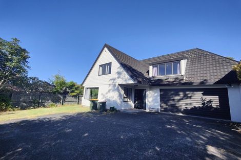 Photo of property in 1/5 Cambric Place, Botany Downs, Auckland, 2010