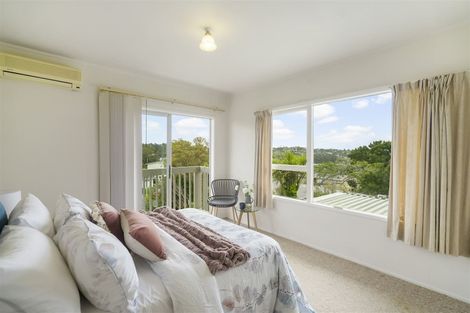 Photo of property in 20 Tamahere Drive, Glenfield, Auckland, 0629