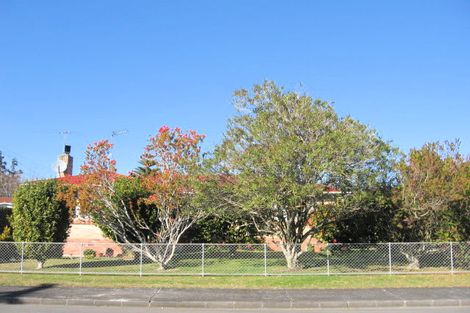 Photo of property in 11 Kerry Place, Papakura, 2110