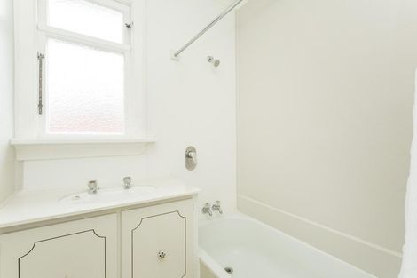 Photo of property in 51 Barr Street, Kenmure, Dunedin, 9011