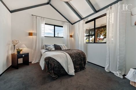 Photo of property in 30 Achil Street, Cromwell, 9310