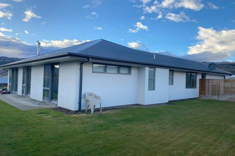 Photo of property in 7 Arion Court, Mount Pisa, Cromwell, 9383