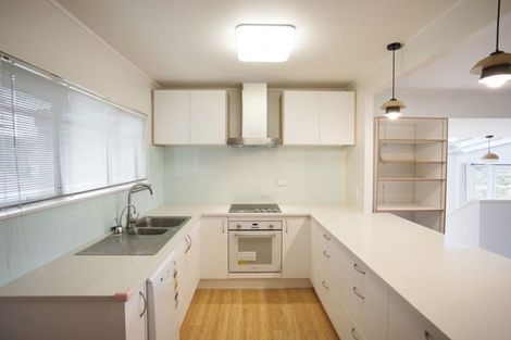 Photo of property in 11 Glenwood Avenue, Birkenhead, Auckland, 0626