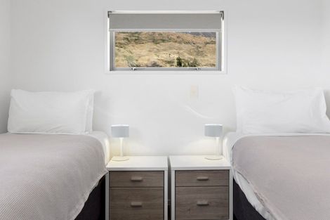 Photo of property in 15 Jessies Crescent, Wanaka, 9305