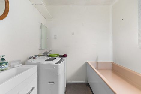 Photo of property in 7 Tohu Place, Spotswood, New Plymouth, 4310