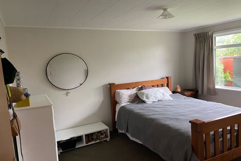 Photo of property in 11 Callender Terrace, Paraparaumu Beach, Paraparaumu, 5032