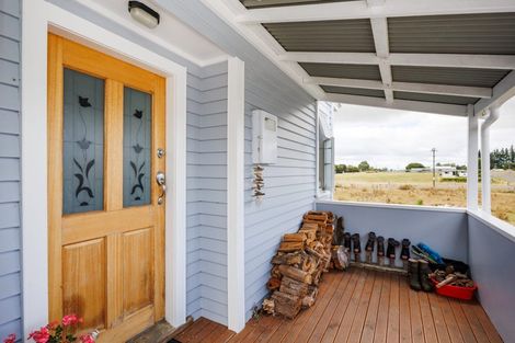 Photo of property in 42 Hastings Street, Halcombe, Feilding, 4779