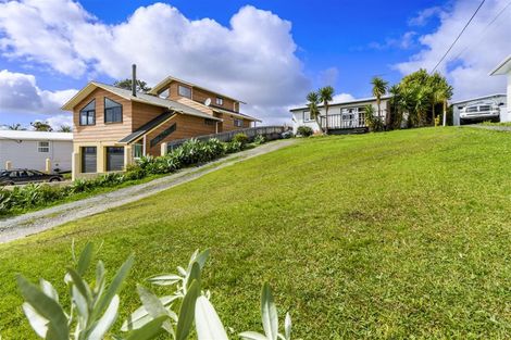 Photo of property in 30 Scott Road, Stanmore Bay, Whangaparaoa, 0932