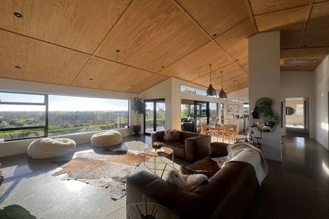 Photo of property in 141 Manakau Heights Drive, Manakau, Levin, 5573