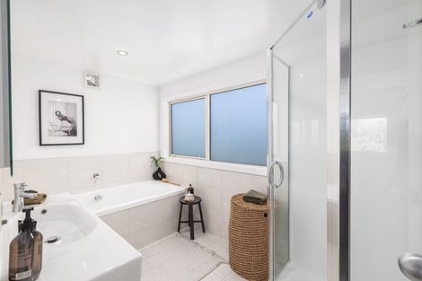 Photo of property in 48 Glandovey Road, Fendalton, Christchurch, 8052