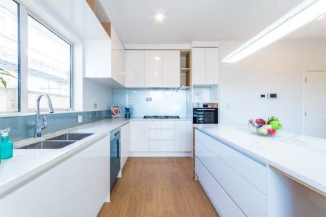 Photo of property in 37 Tinaku Road, Flat Bush, Auckland, 2019