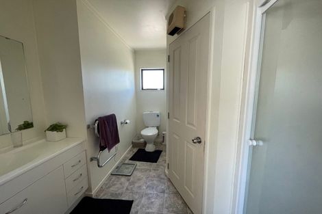 Photo of property in 2/136 Coronation Road, Papatoetoe, Auckland, 2025