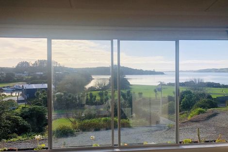 Photo of property in 12 Komiti Road, Tinopai, 0593