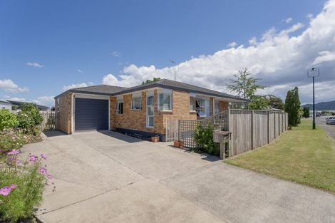 Photo of property in 38 Whitby Avenue, Whitianga, 3510