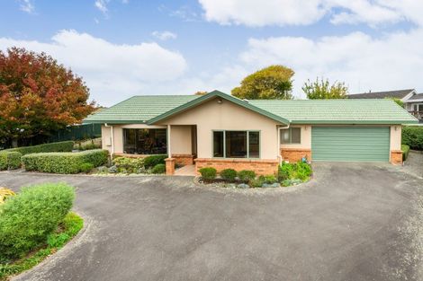 Photo of property in 7 Logan Grove, Feilding, 4702