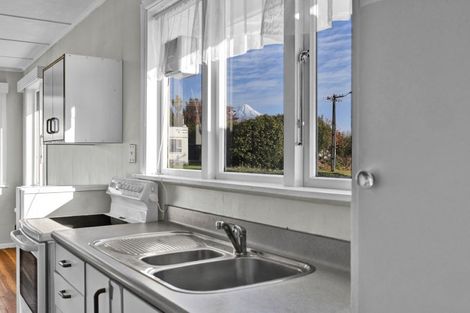 Photo of property in 156 Portia Street, Stratford, 4332