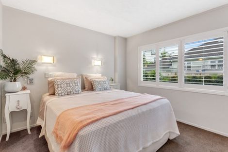 Photo of property in 1/32 Kitchener Road, Milford, Auckland, 0620