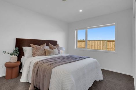 Photo of property in 19a Silverwood Lane, Leamington, Cambridge, 3495