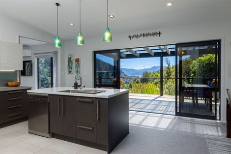 Photo of property in 615 Port Underwood Road, Whatamango Bay, Picton, 7281