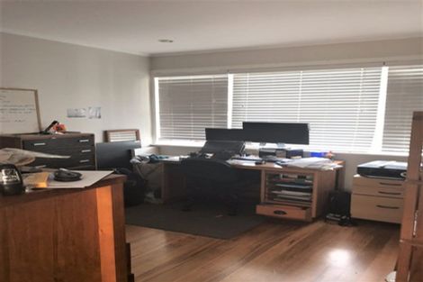 Photo of property in 33 Orion Place, Hillcrest, Auckland, 0627