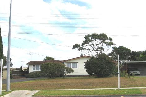 Photo of property in 2/310 East Coast Road, Forrest Hill, Auckland, 0620