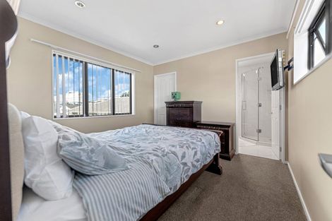 Photo of property in 8b Lansdown Avenue, Papatoetoe, Auckland, 2025