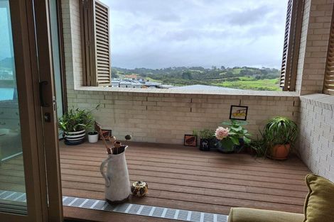 Photo of property in 305/167 Glenvar Ridge Road, Long Bay, Auckland, 0630