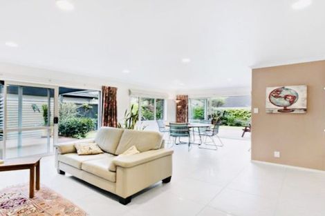 Photo of property in 13 Pickaberry Avenue, Karaka, Papakura, 2113