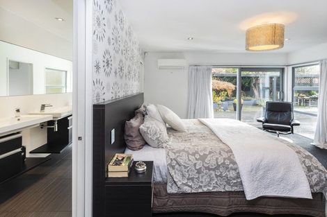 Photo of property in 107 Gardiners Road, Harewood, Christchurch, 8051