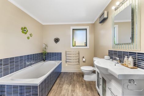 Photo of property in 195 Purakaunui Road, Mihiwaka, Port Chalmers, 9081