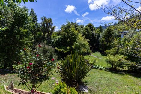 Photo of property in 19 Mccormicks Road, Whatamango Bay, Picton, 7281