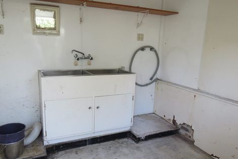 Photo of property in 65 Pleasant Road, Glen Eden, Auckland, 0602