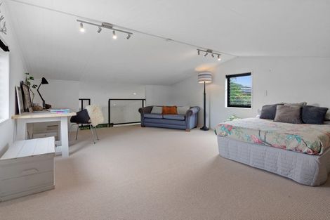Photo of property in 2 Laly Haddon Place, Matakana, 0985