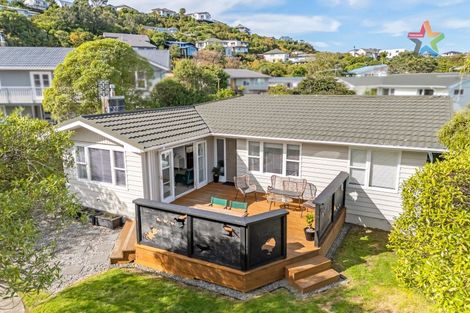 Photo of property in 46 Cedar Street, Maungaraki, Lower Hutt, 5010