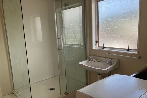 Photo of property in 3/154 Onepu Road, Lyall Bay, Wellington, 6022